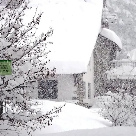 Refugi Del Gerdar Hostel *